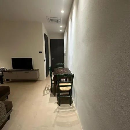Apartamento La Corte Di Romeo Centro And Private Parking