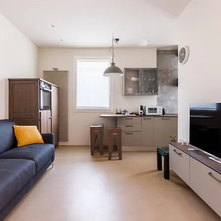 Apartamento La Corte Di Romeo Centro And Private Parking