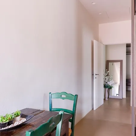 Apartamento La Corte Di Romeo Centro And Private Parking *