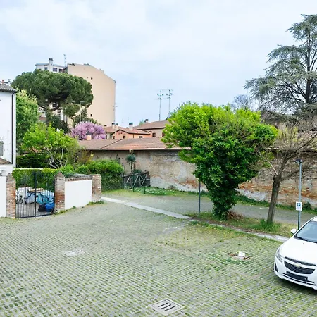 La Corte Di Romeo Centro And Private Parking Apartamento Rávena