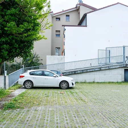 La Corte Di Romeo Centro And Private Parking * Rávena